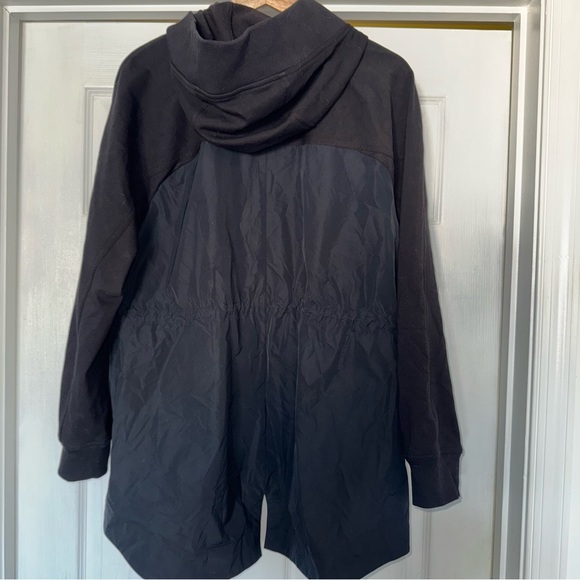 Athleta Black Triumph Hybrid Jacket S - Picture 12 of 12